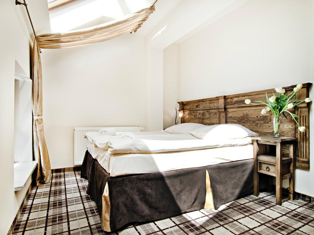 Five Stars Bed&Breakfast Wrocław Kamer foto